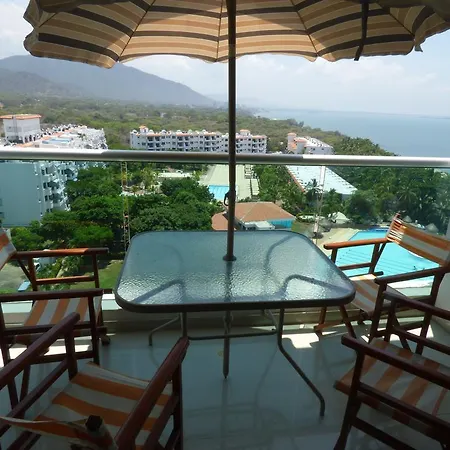 Costa Azul Suites 802